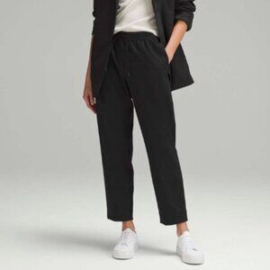 Lululemon Tapered-Leg Mid-Rise Pant 7/8 Length *Luxtreme